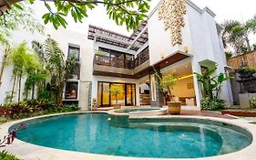 Villa Suzuki 3 Seminyak