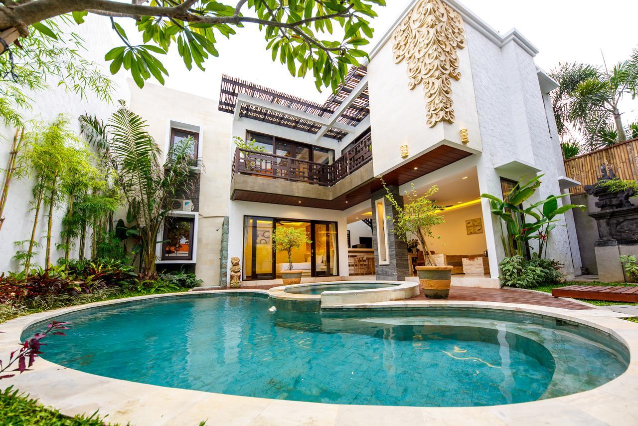 Villa Suzuki 3 Seminyak Bagian luar foto